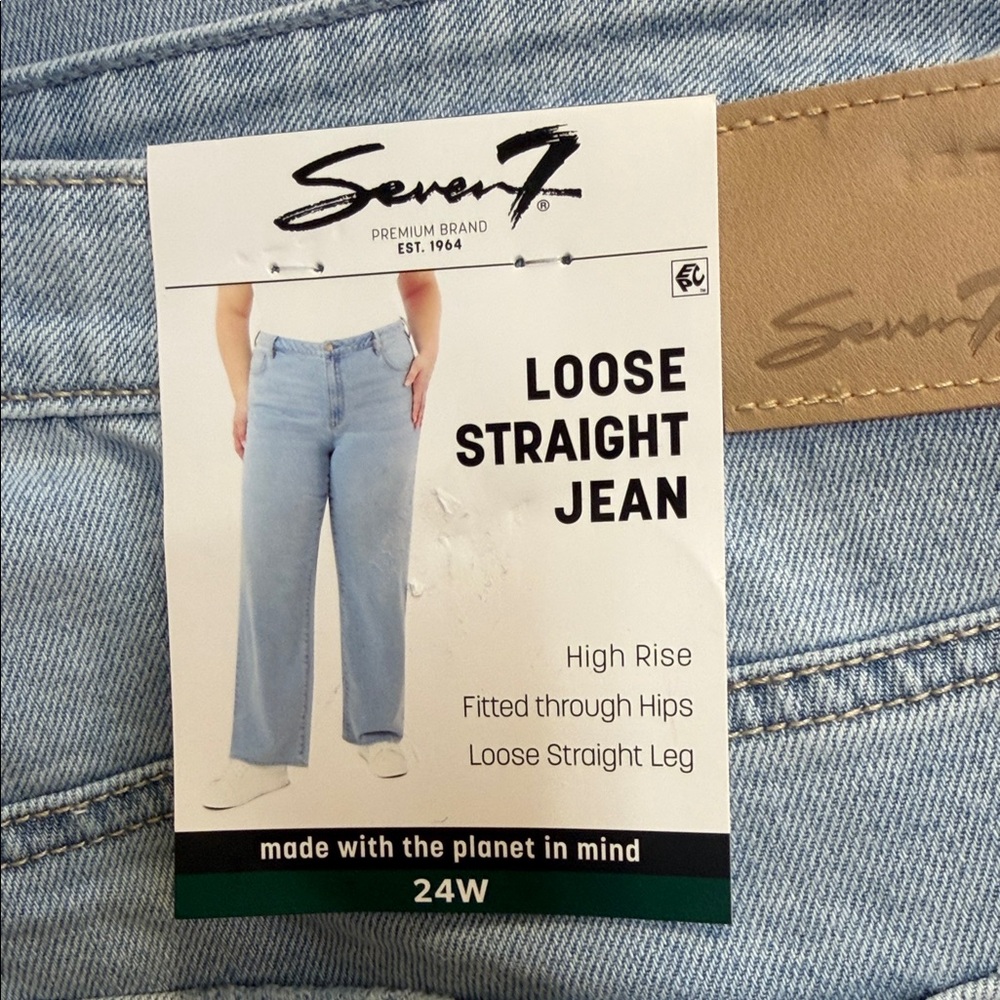 NWT Size 24W Seven7 Loose Straight Jean